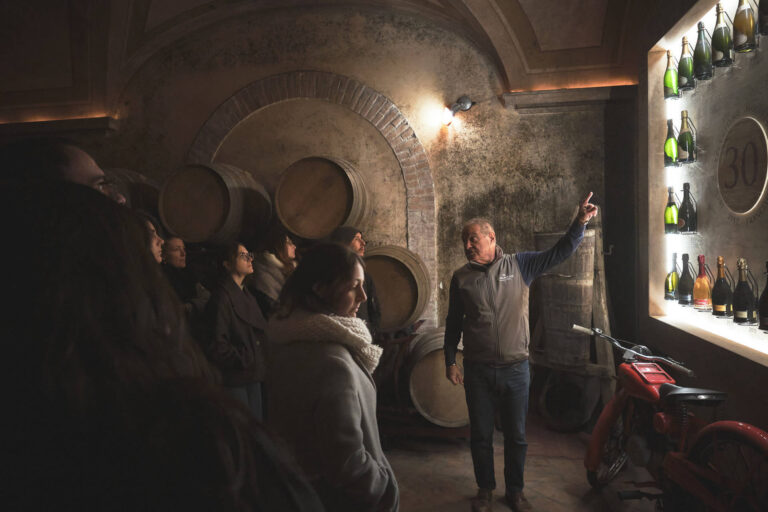 visita guidata in cantina franciacorta degustazione abbianamento montina