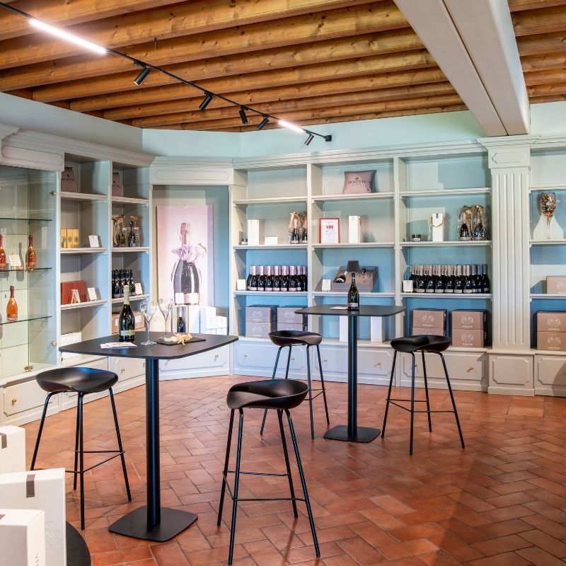 Enoteca montina franciacorta a monticelli brusati (BS) aperta tutti i giorni